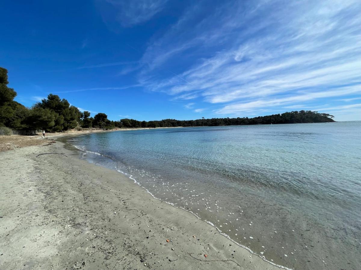 Appartement Plage Piscine Et Tennis Inclus La Londe-les-Maures Exterior foto