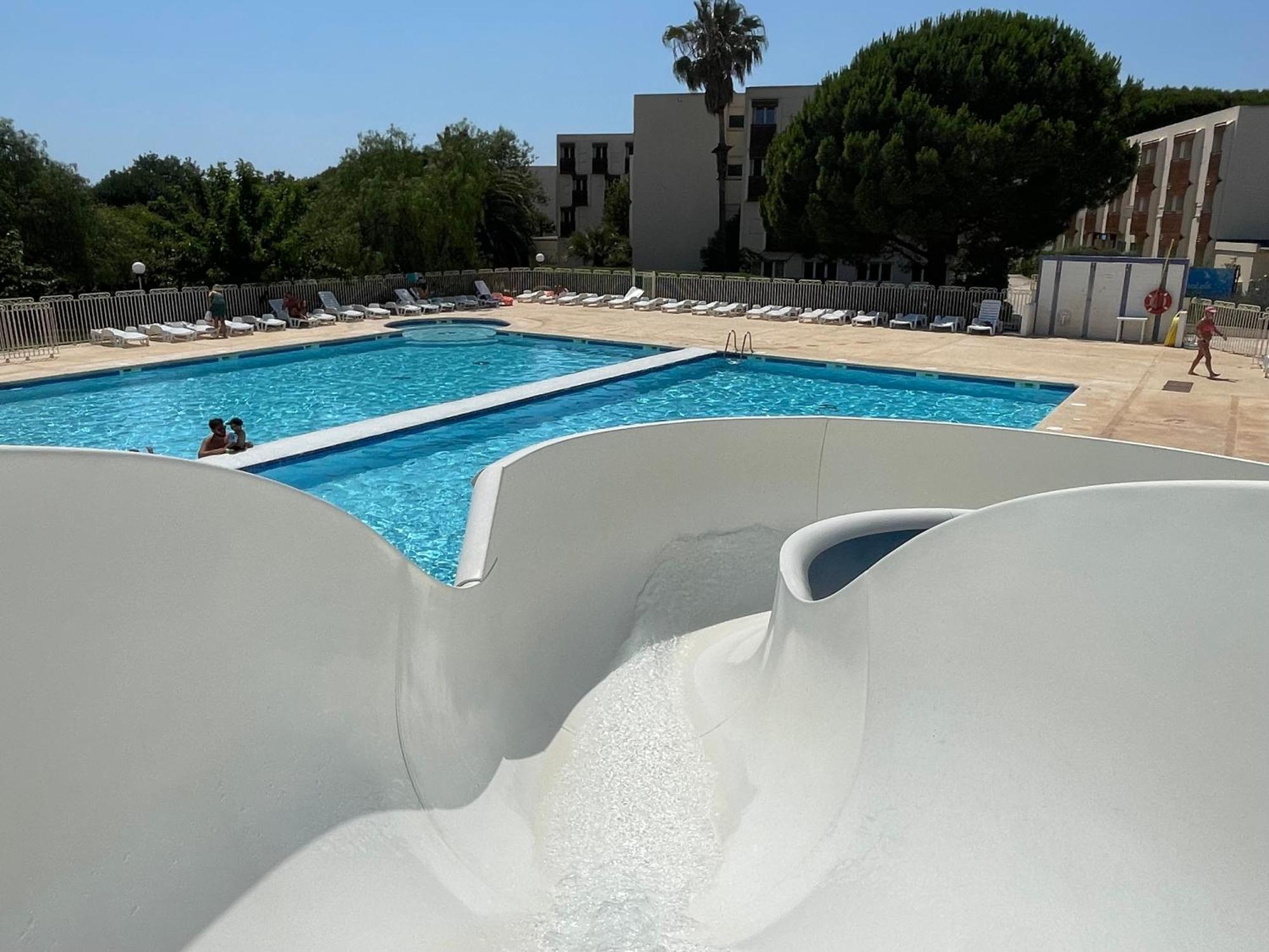 Appartement Plage Piscine Et Tennis Inclus La Londe-les-Maures Exterior foto